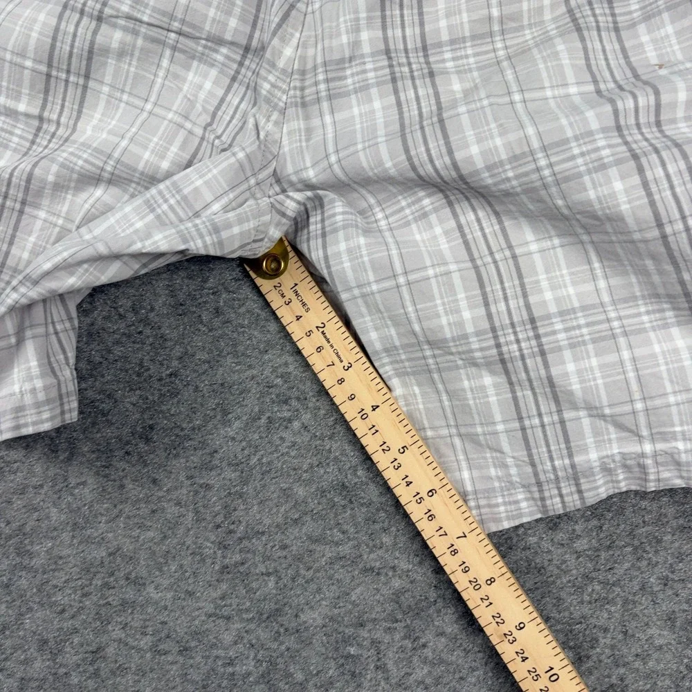 Y2K Dockers Shorts Mens 34 Gray Plaid Cotton Classic Fit Casual Summer Chino 00s